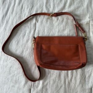 Universal Thread Tan Crossbody Bag